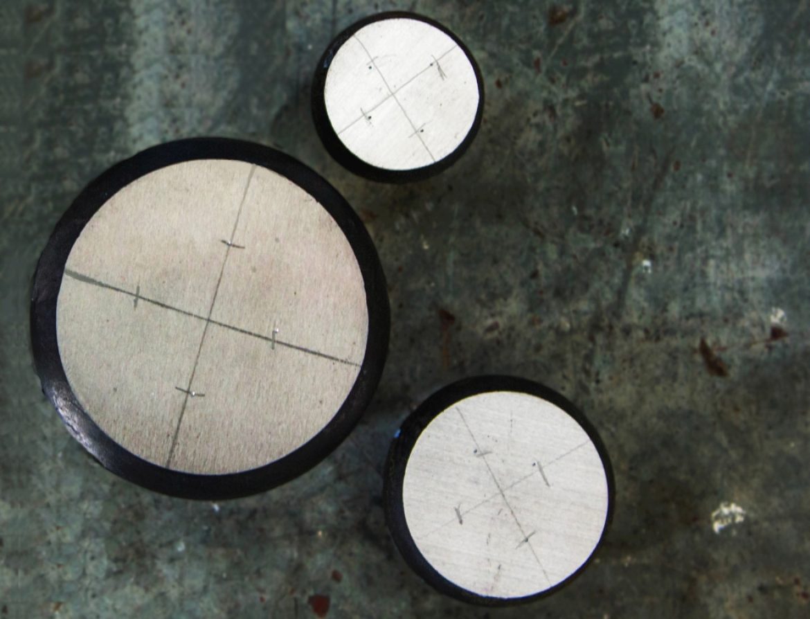 Вимір твердості на глибині ½ радіусу сталевих помольних куль