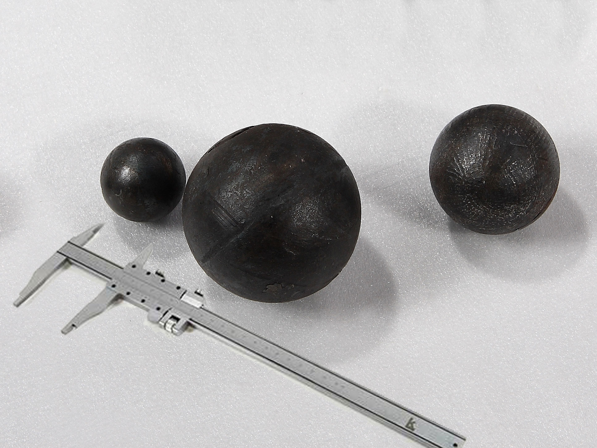 ИЗМЕНЕНИЕ ДИАМЕТРА ИСПОЛЬЗУЕМЫХ ПОМОЛЬНЫХ ШАРОВ