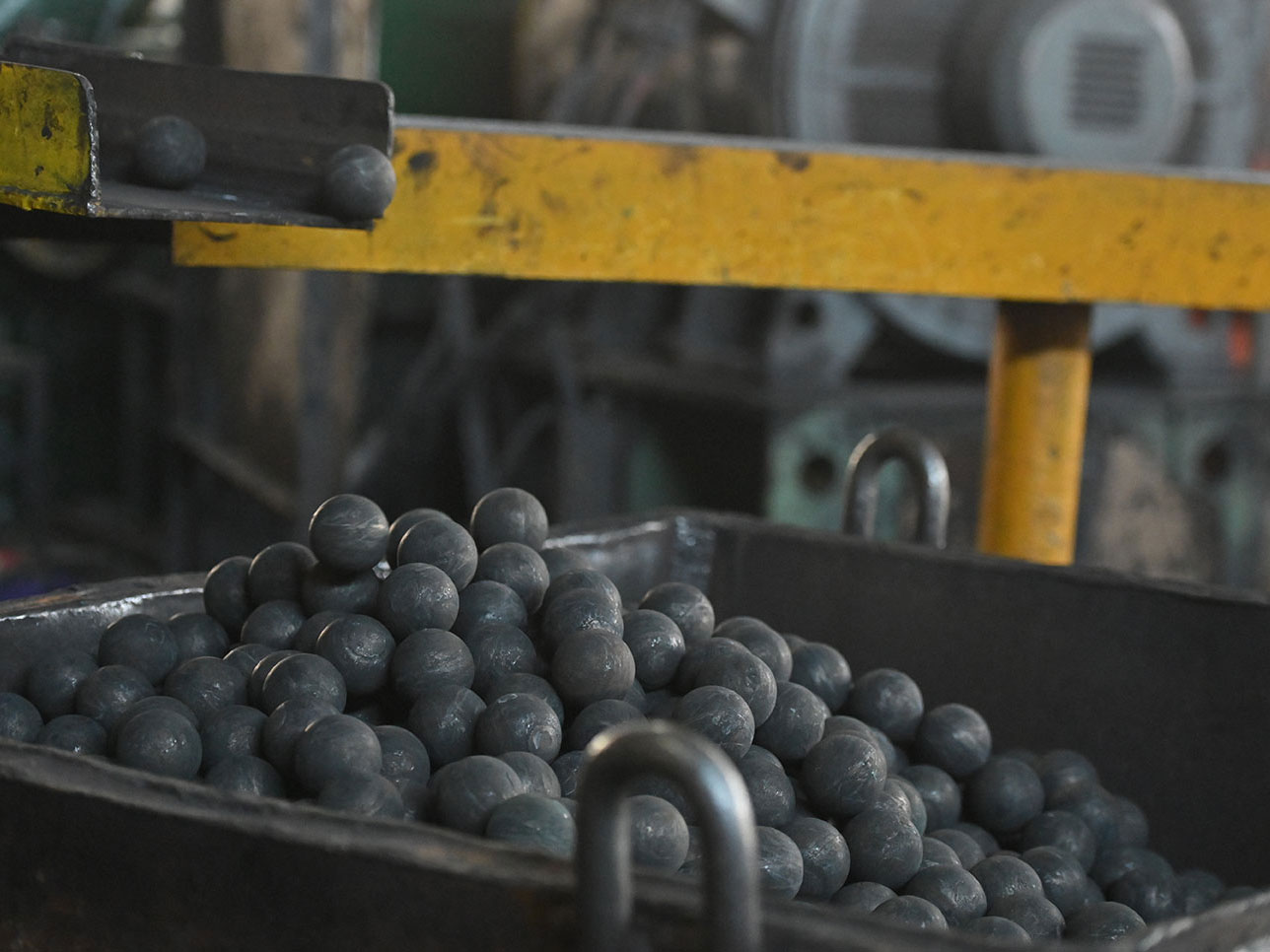 Forged Steel Grinding Balls for Ball Mills